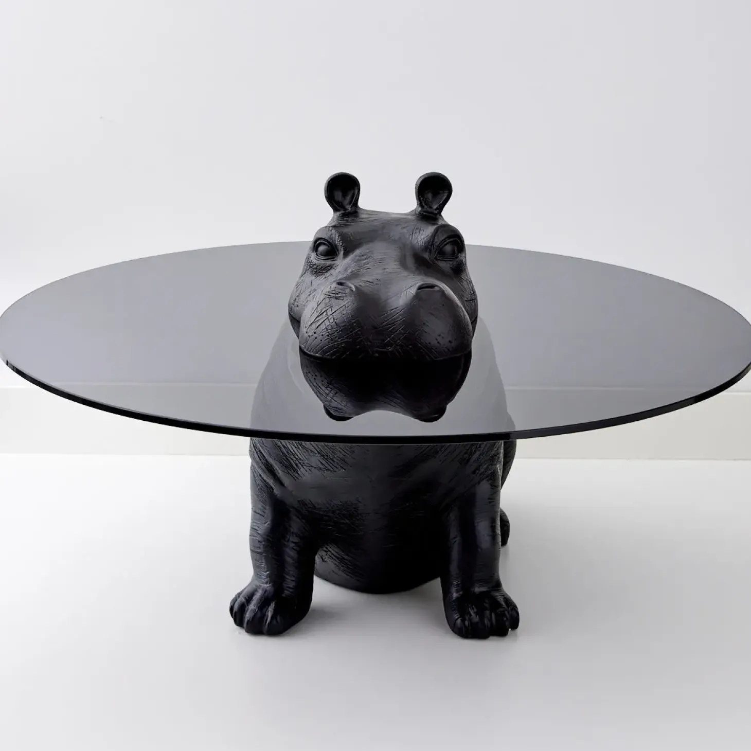 Store GigiandTom Hippo Glass Coffee Table Black