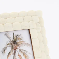 New GigiandTom Scalloped Bone Photo Frame Ivory