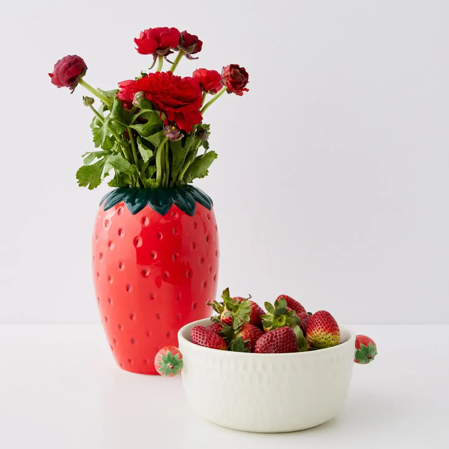 Best Sale GigiandTom Strawberry Glazed Ceramic Vase