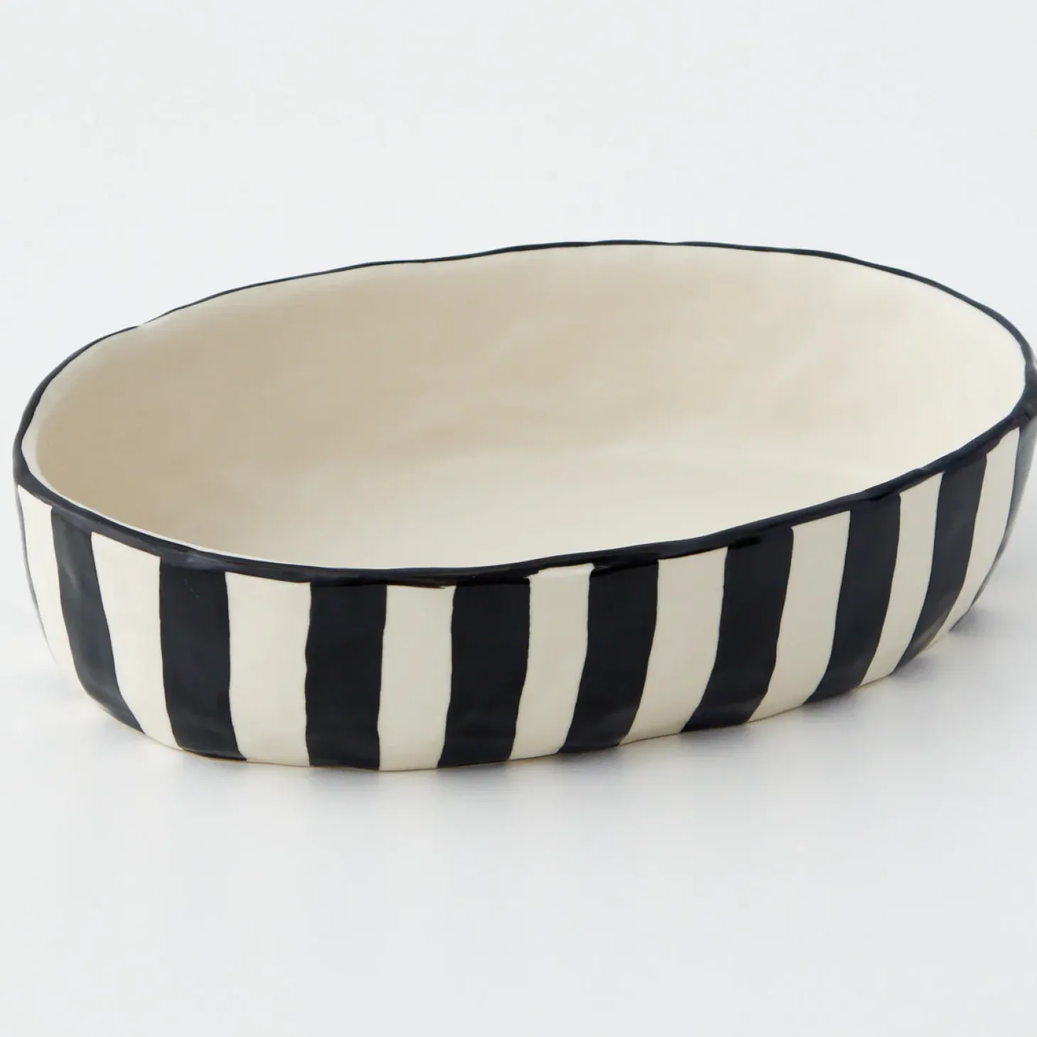 Flash Sale GigiandTom Stripe Shallow Ceramic Serving Bowl