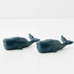 Fashion GigiandTom Wally Whale Ceramic Salt & Pepper Shakers